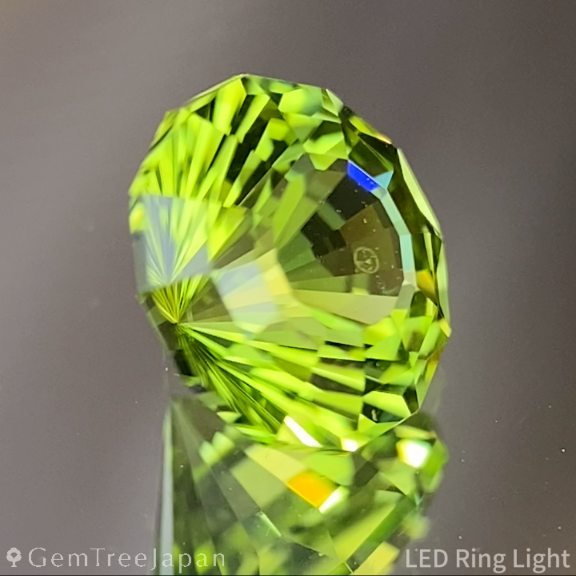 Peridot 1.42ct / Vietnam