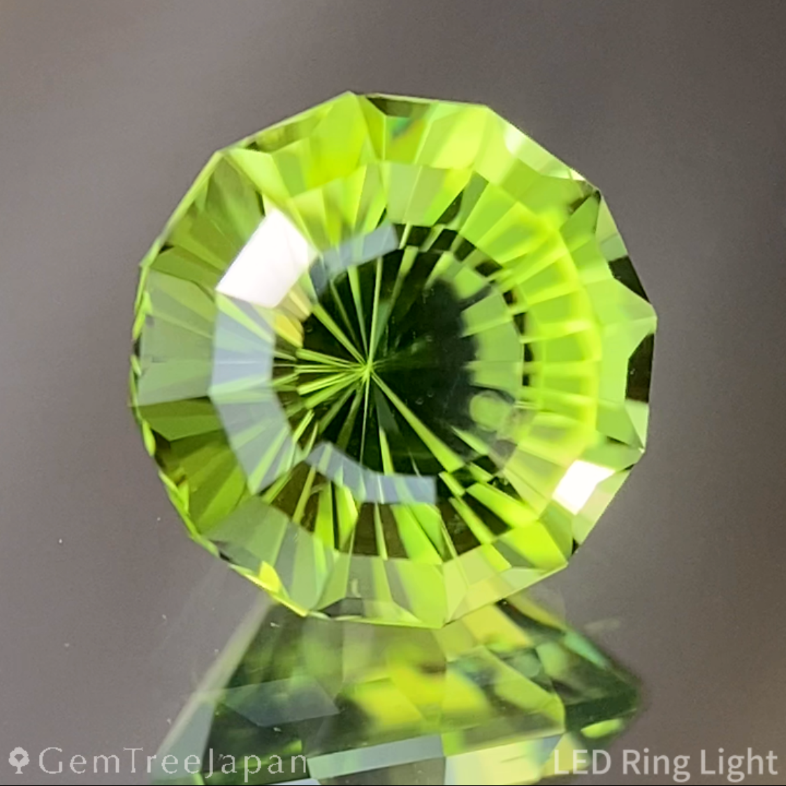 Peridot 1.42ct / Vietnam