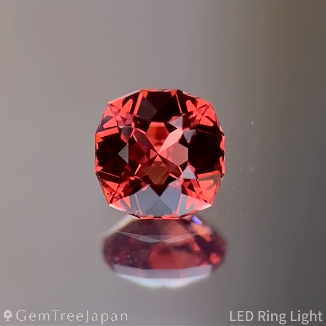 Orange Spinel 0.209ct / Vietnam