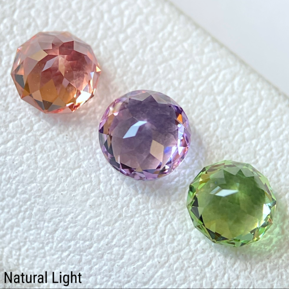 【Flower Round 3pc Set】Malaya Garnet 0.605ct / Lavender Spinel 0.676ct / UV Change Tsavorite 0.524ct