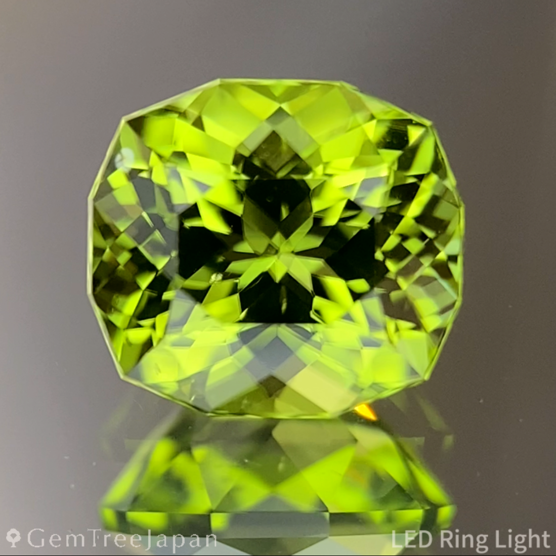 Peridot 1.45ct / Vietnam