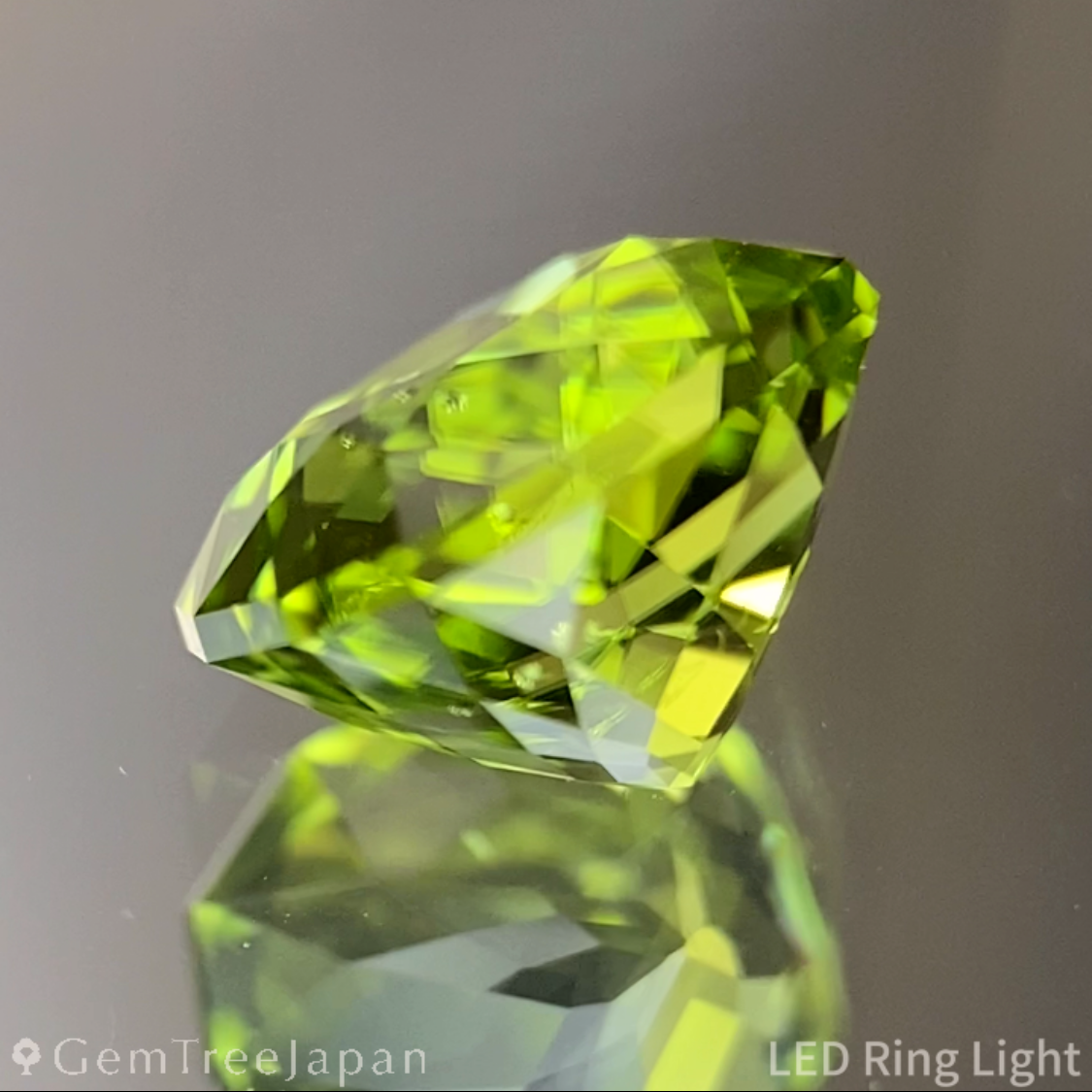 Peridot 1.45ct / Vietnam
