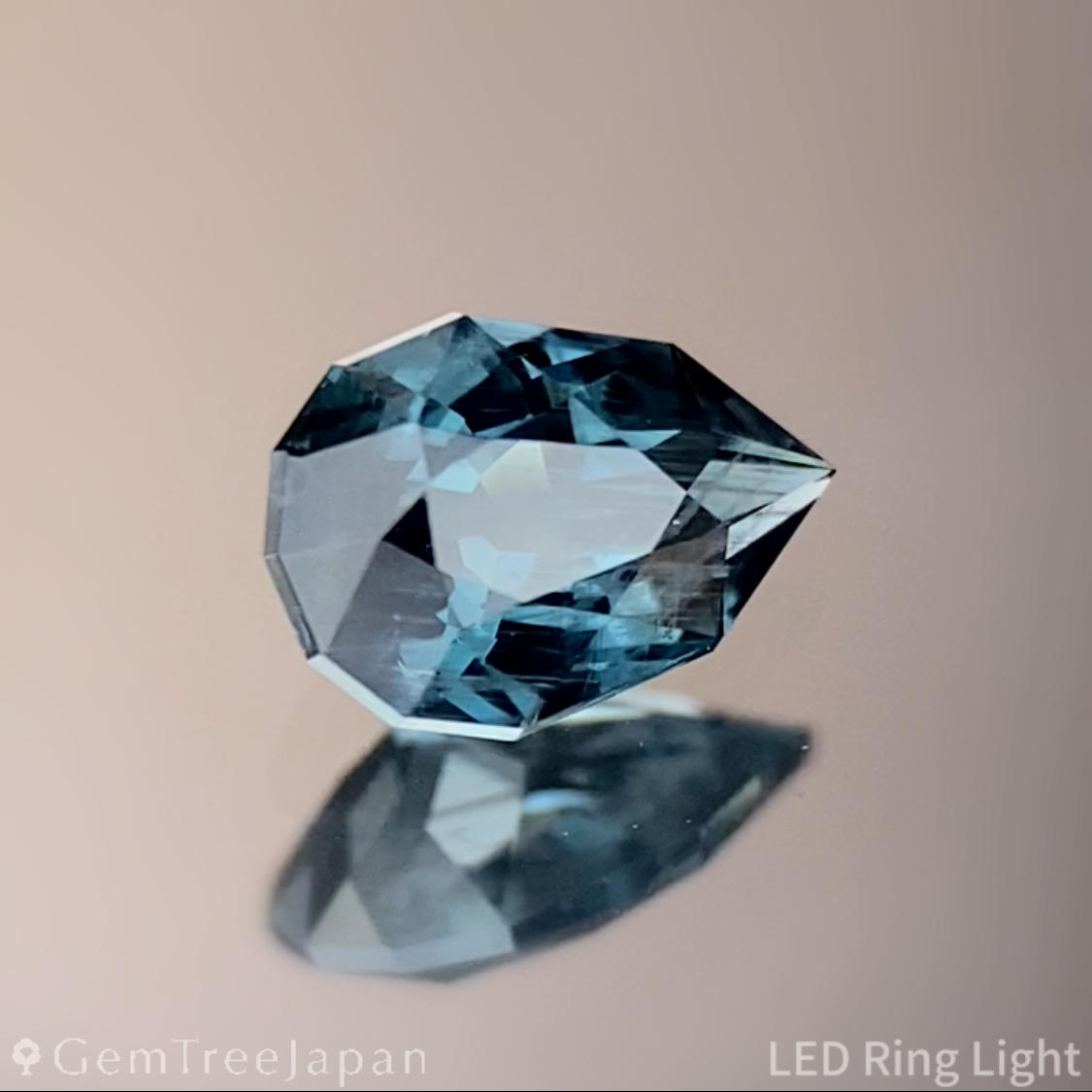 Greenish Blue Spinel 0.362ct (Iron & Cobalt) / Vietnam