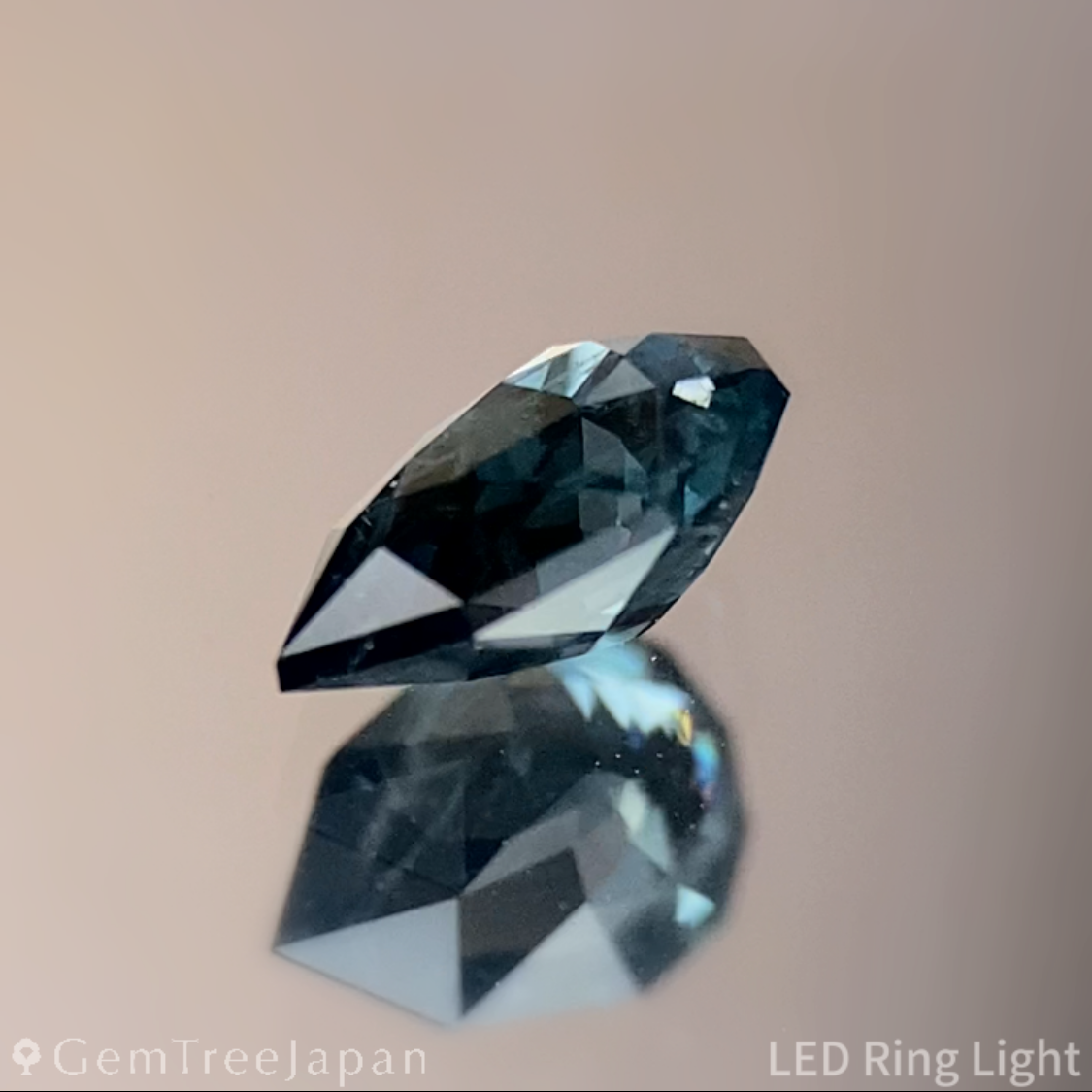 Greenish Blue Spinel 0.362ct (Iron & Cobalt) / Vietnam
