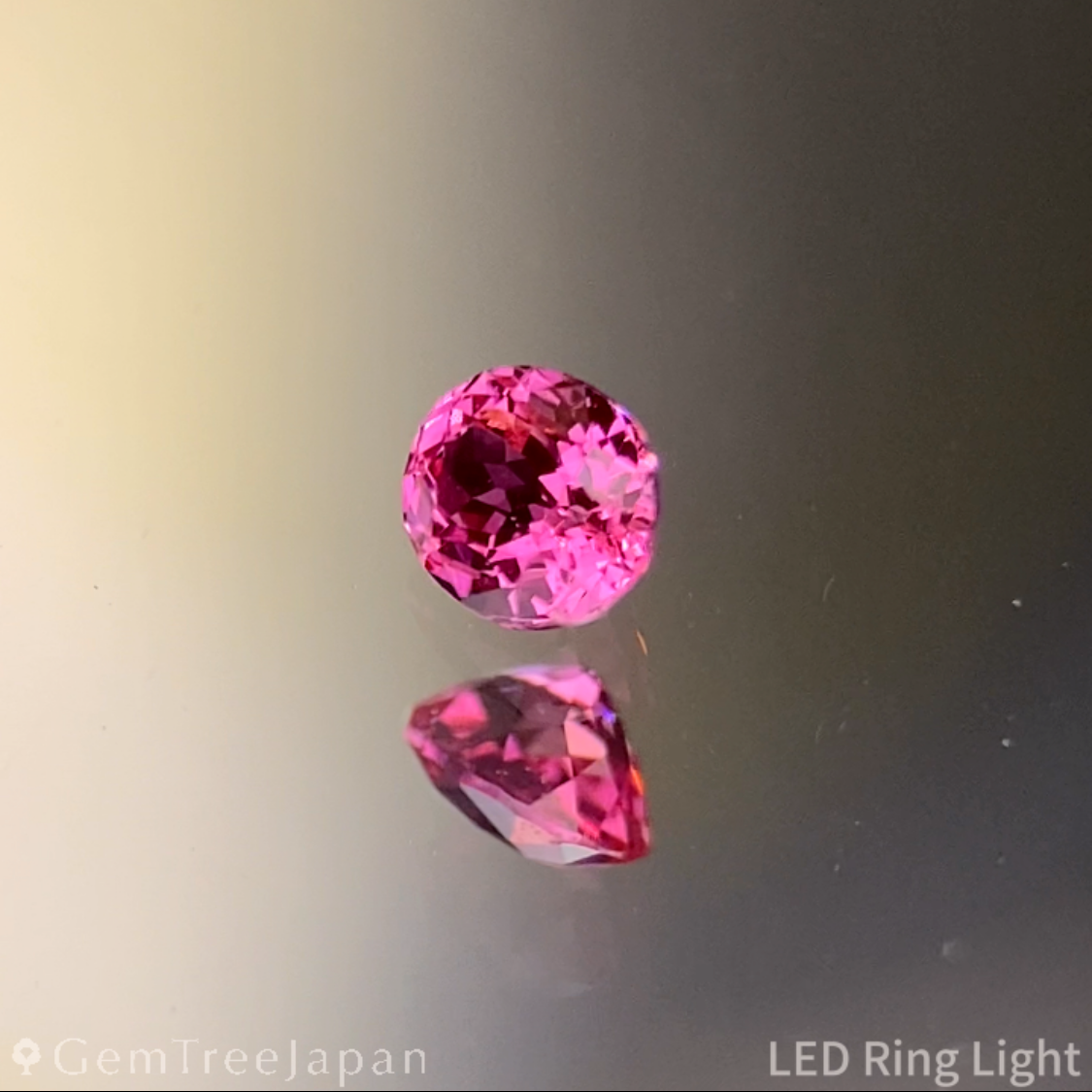 Orangy Pink Spinel 0.102ct / Vietnam