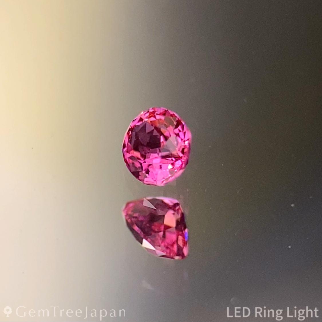 Orangy Pink Spinel 0.102ct / Vietnam