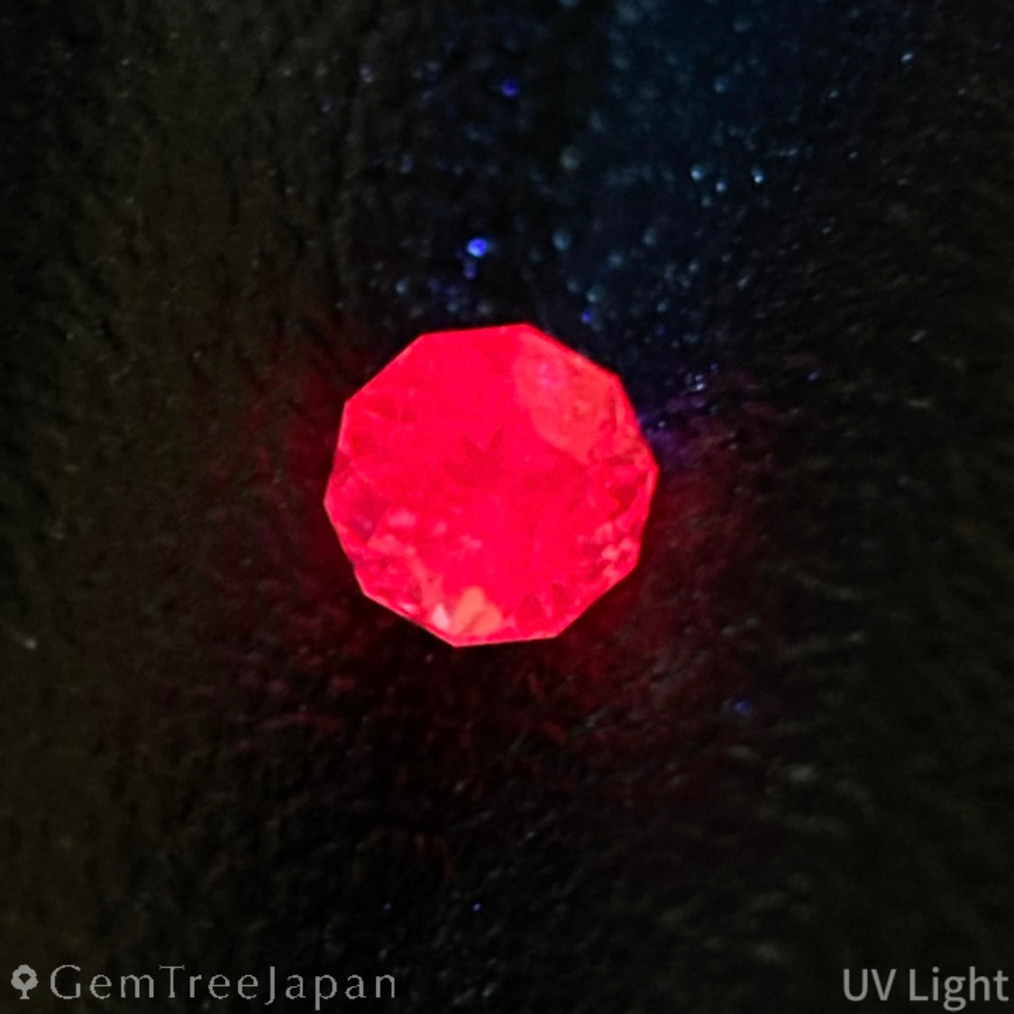 Orangy Pink Spinel 0.173ct / Vietnam