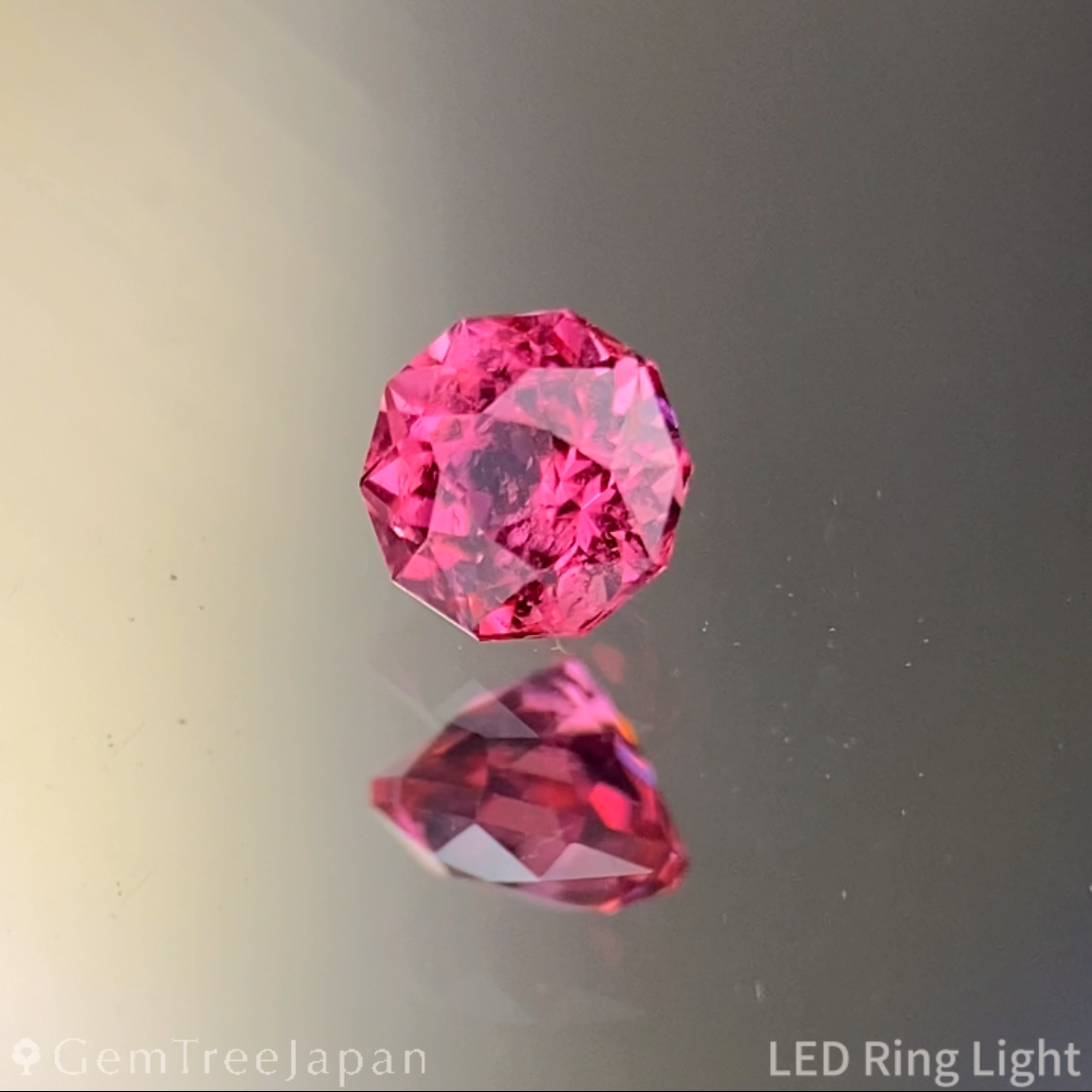 Orangy Pink Spinel 0.173ct / Vietnam