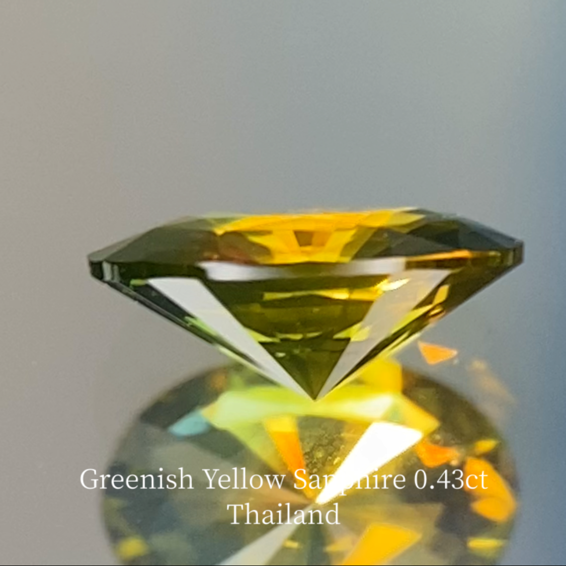Yellow-Khaki Sapphire 0.441ct / Thailand