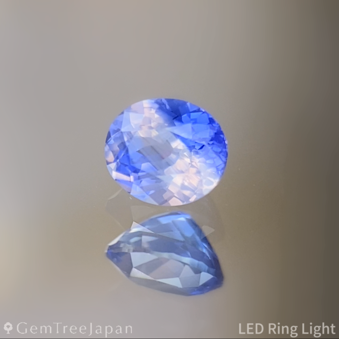 Un-Heat Parti-Color Sapphire 0.241ct / Vietnam