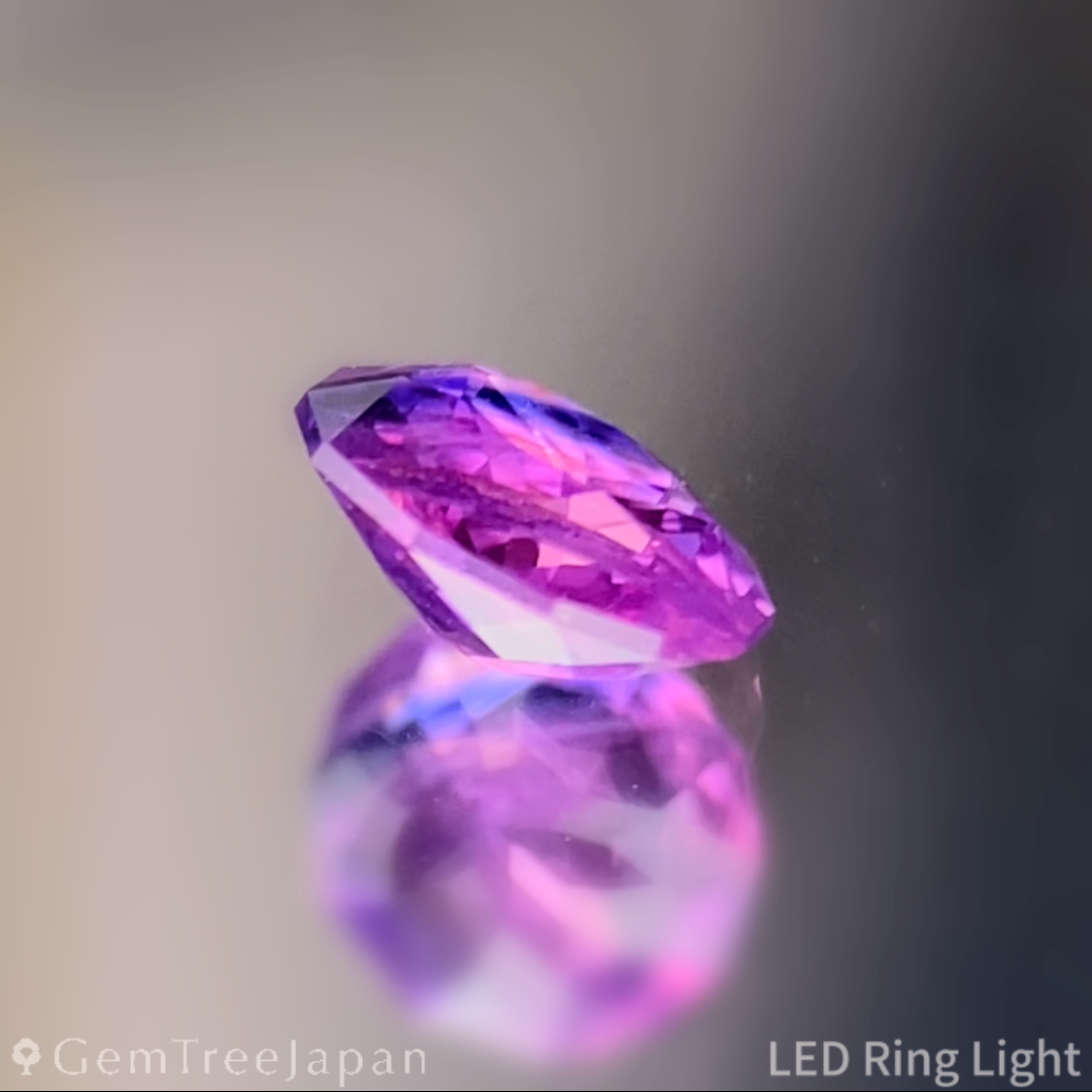 Un-Heat Parti-Color Sapphire 0.346ct / Vietnam