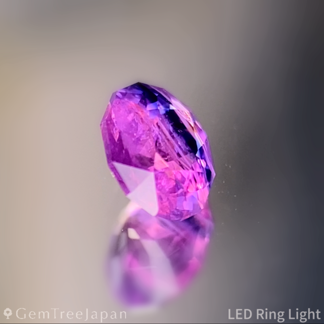 Un-Heat Parti-Color Sapphire 0.346ct / Vietnam