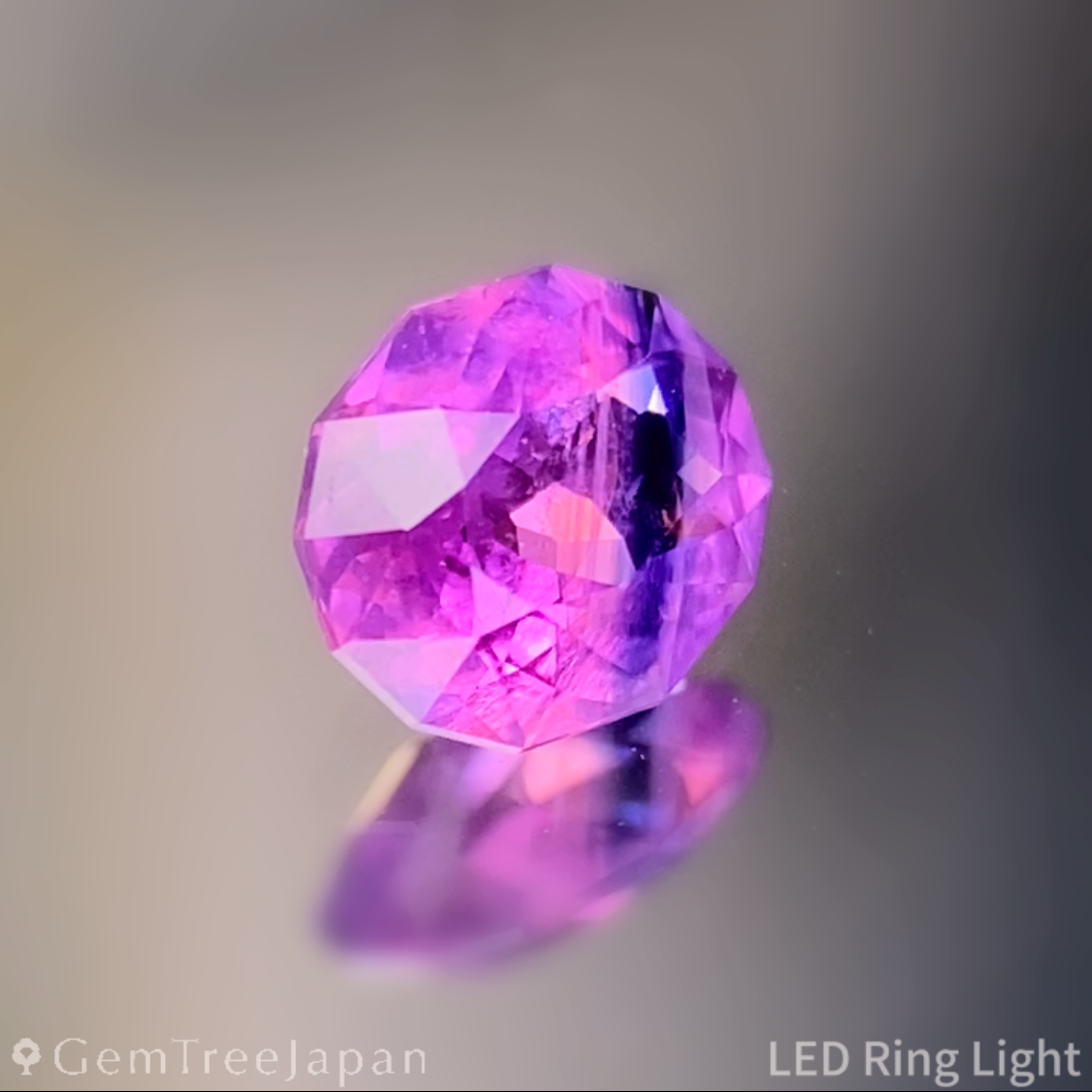 Un-Heat Parti-Color Sapphire 0.346ct / Vietnam