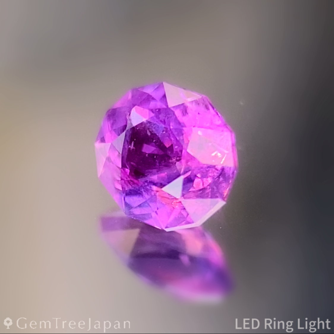 Un-Heat Parti-Color Sapphire 0.346ct / Vietnam