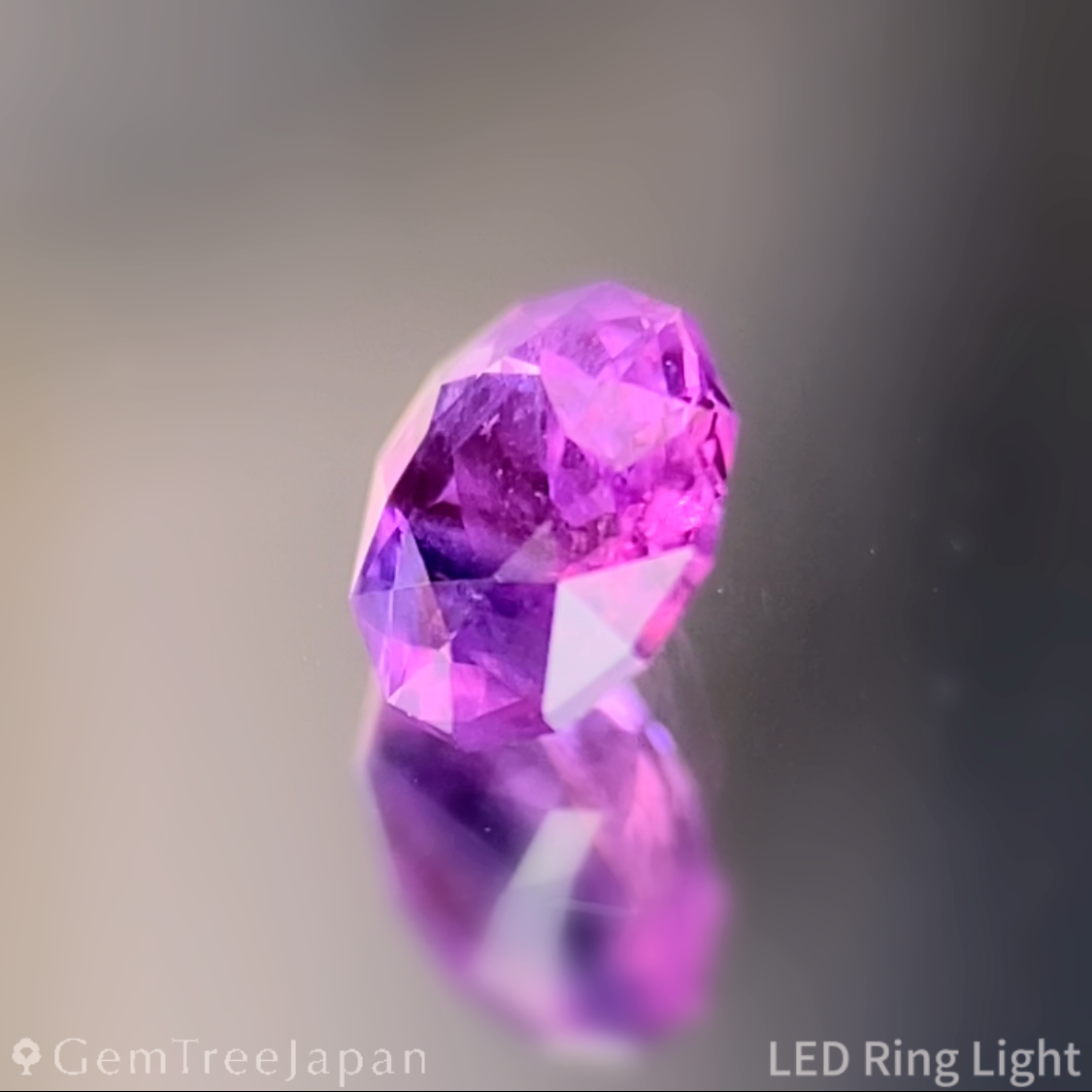 Un-Heat Parti-Color Sapphire 0.346ct / Vietnam