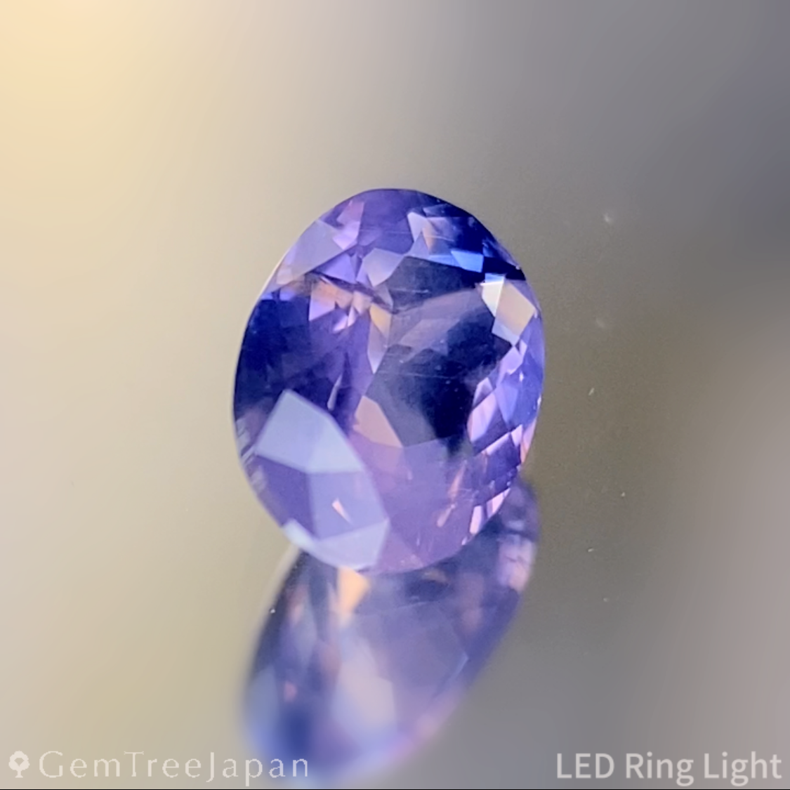 Un-Heat Parti-Color Sapphire 0.415ct / Vietnam