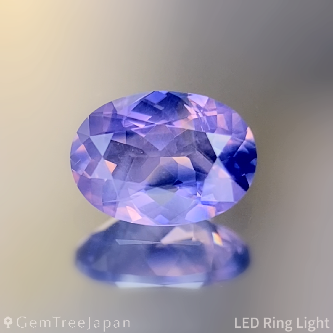 Un-Heat Parti-Color Sapphire 0.415ct / Vietnam