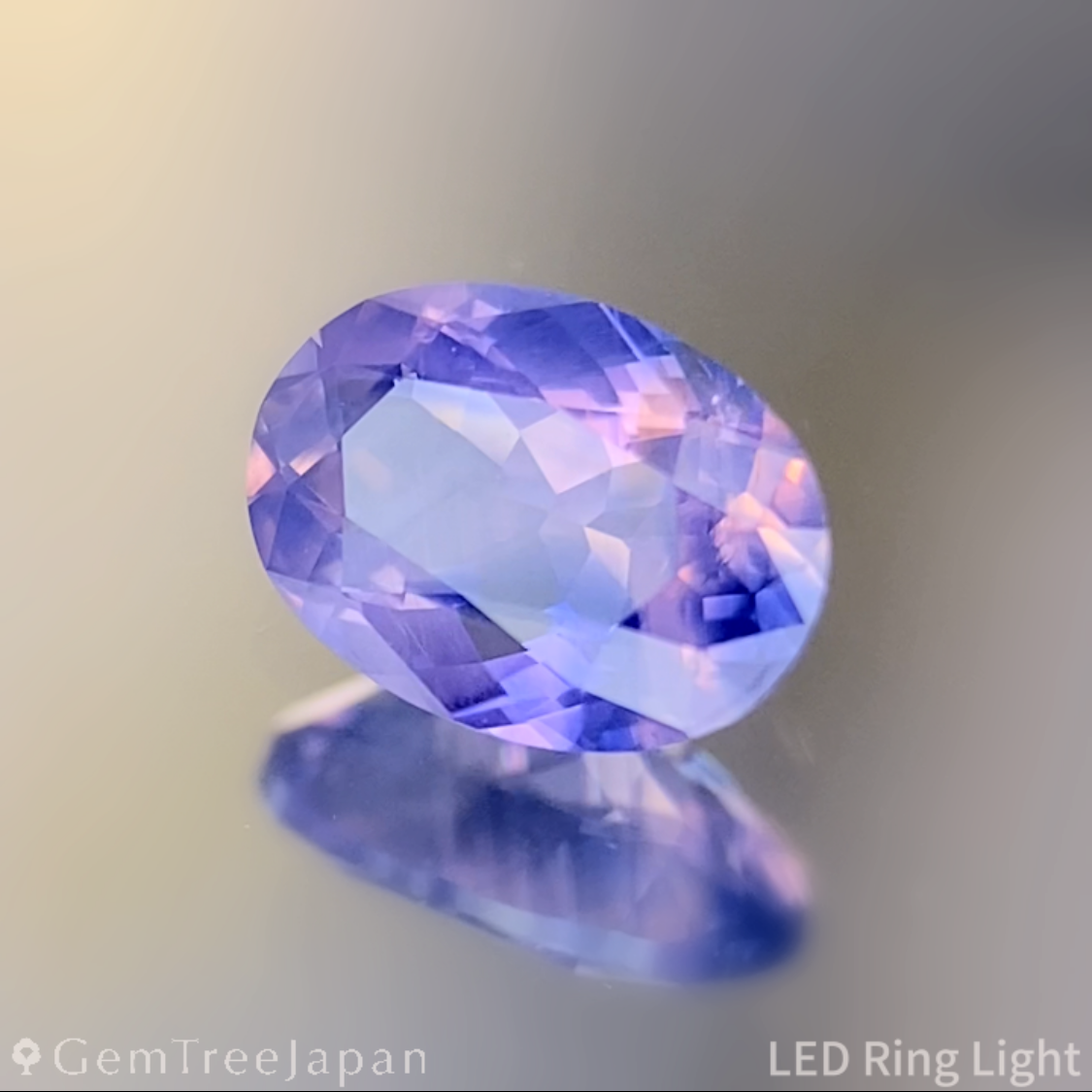 Un-Heat Parti-Color Sapphire 0.415ct / Vietnam