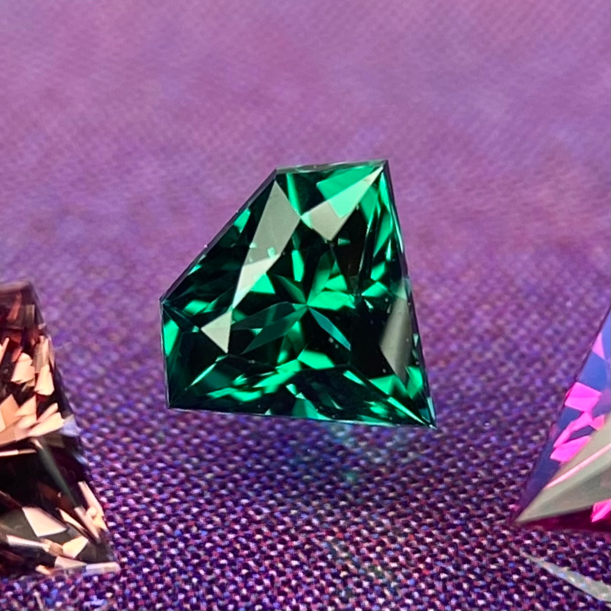 ツァボライト 0.15ct