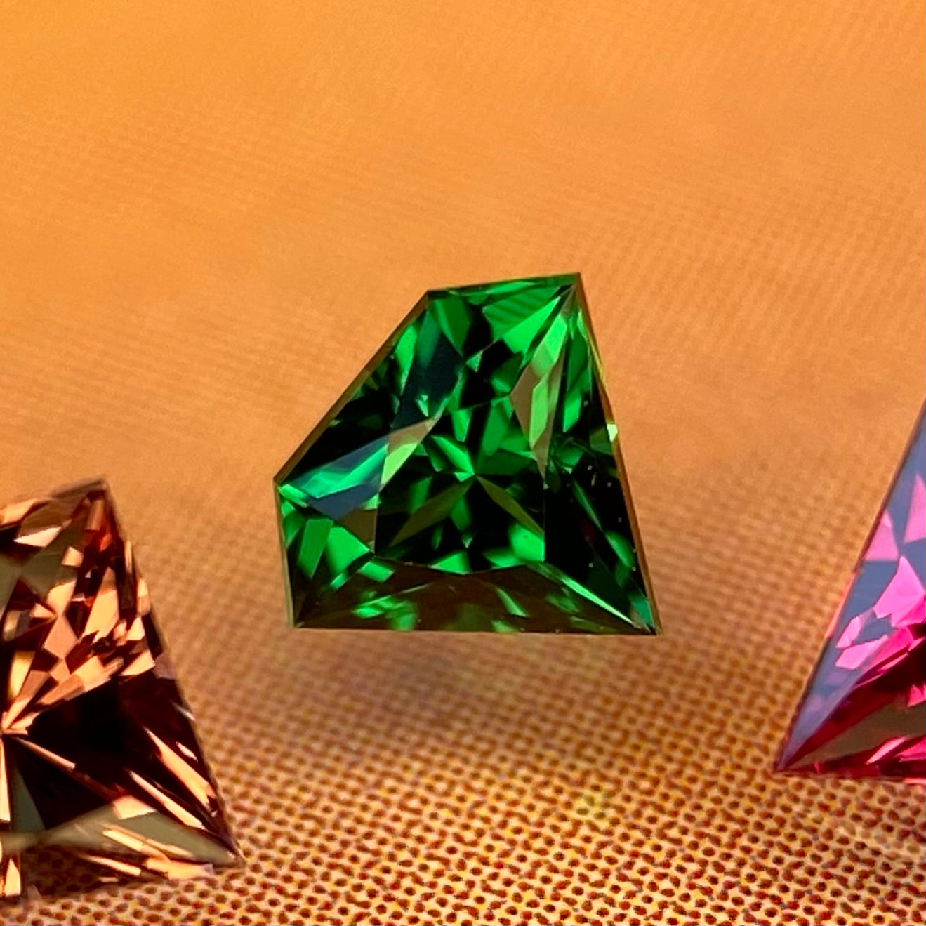 ツァボライト 0.15ct
