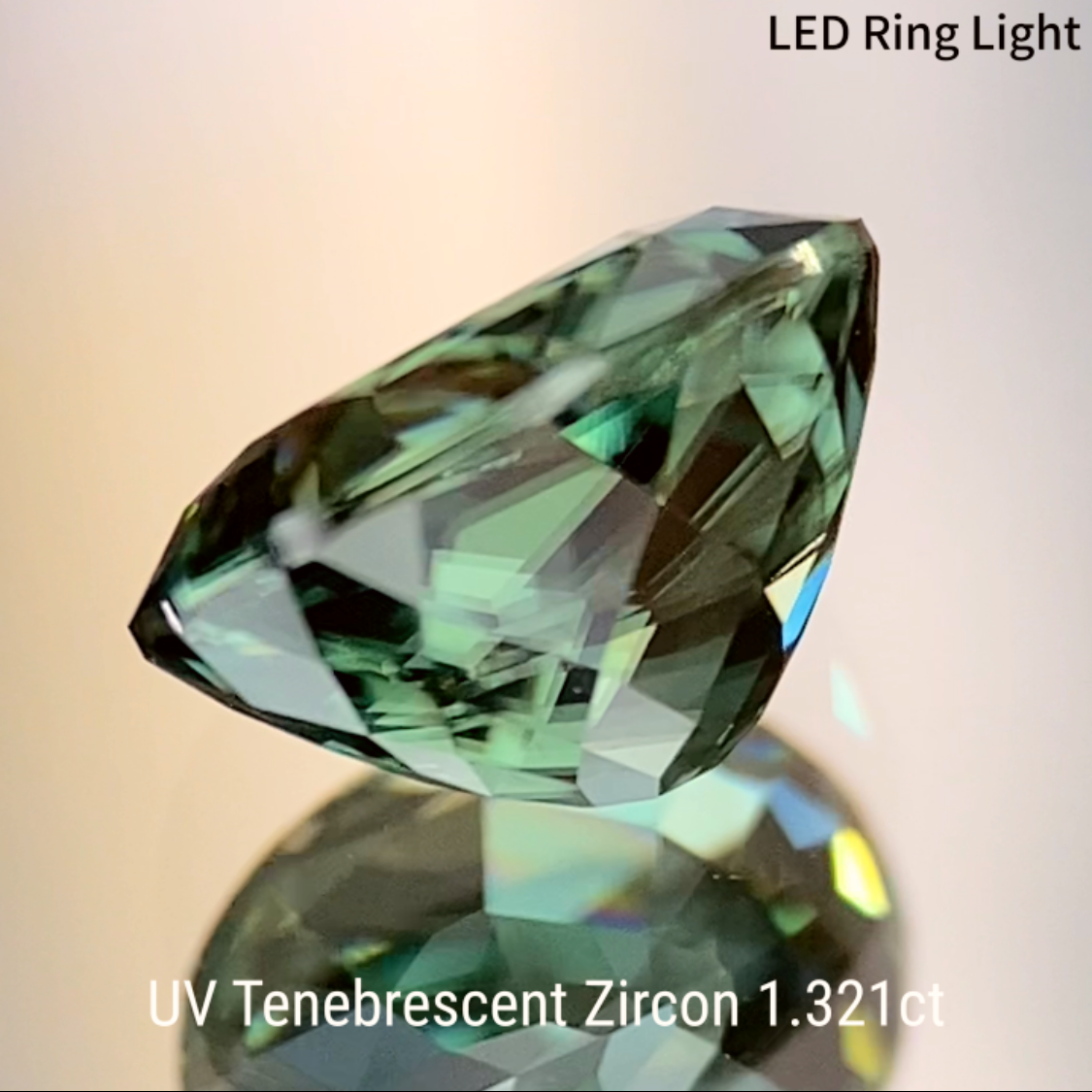 UV Tenebrescent Zircon 1.321ct