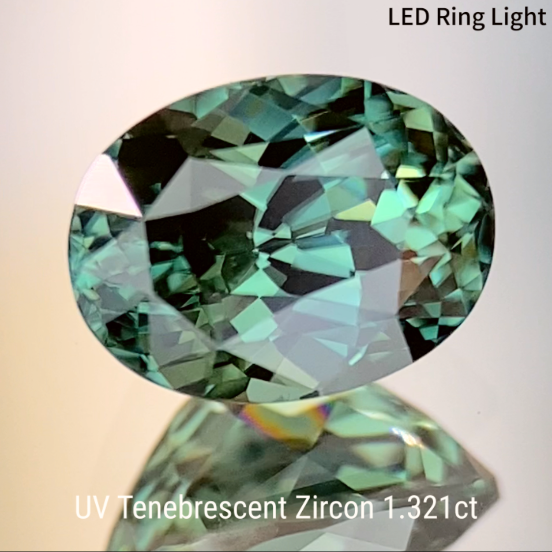 UV Tenebrescent Zircon 1.321ct