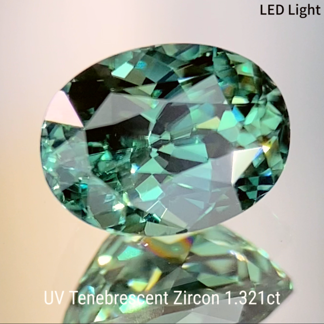 UV Tenebrescent Zircon 1.321ct