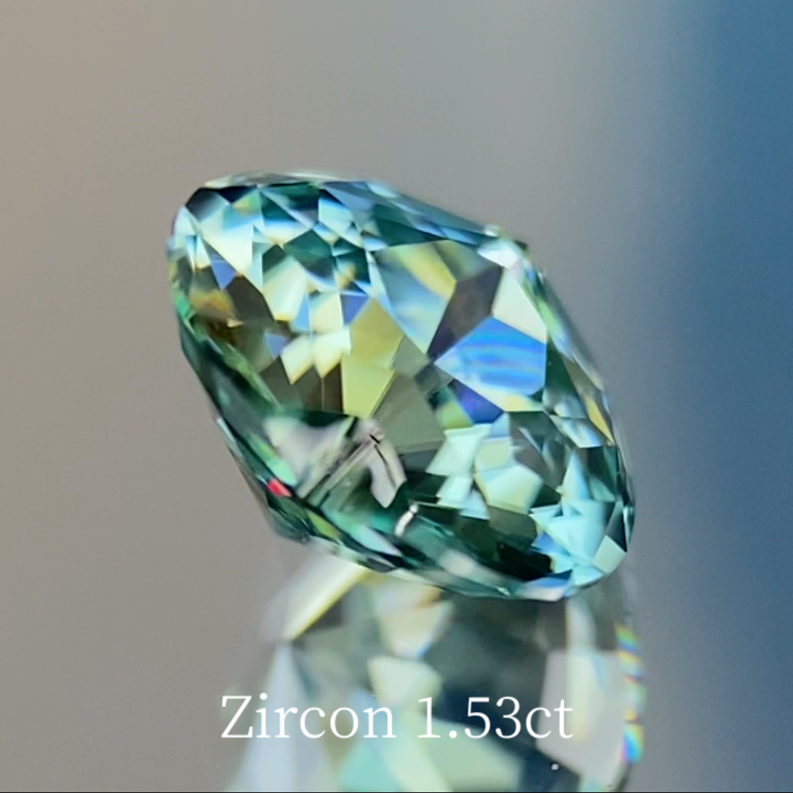 Light Mint Green Zircon 1.53ct / UV Tenebrescence