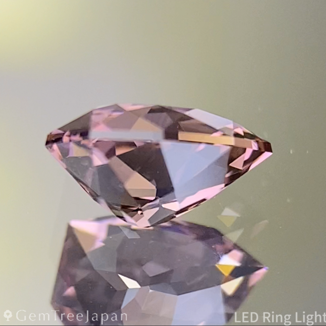 Orangy Purple Spinel 0.651ct / Sri Lanka