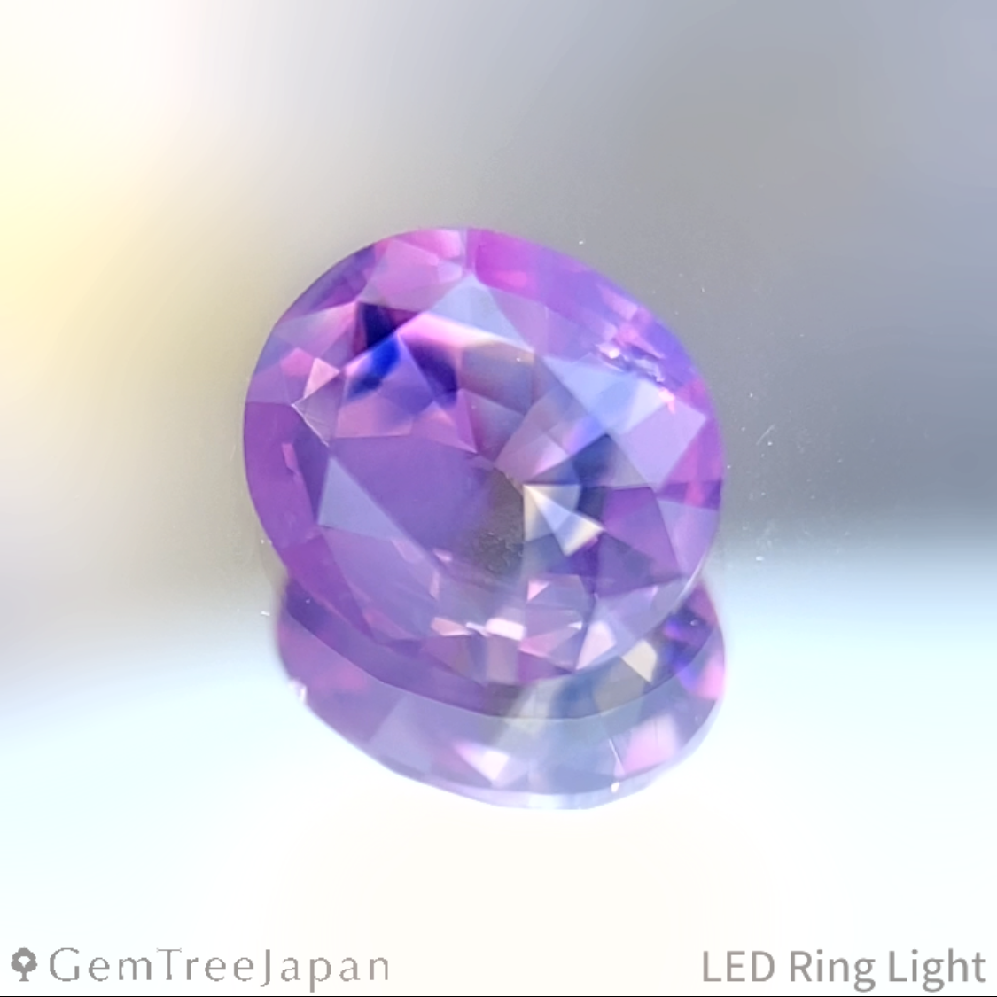 Un-Heat Parti-Color Sapphire 0.326ct / Vietnam