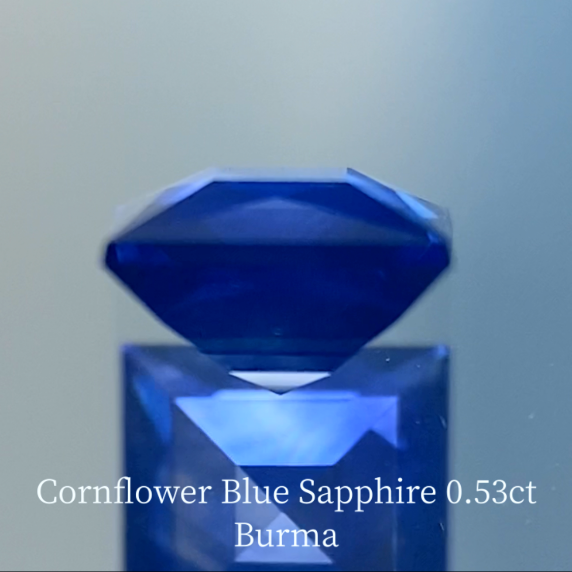 Cornflower Blue Sapphire 0.541ct / Burma