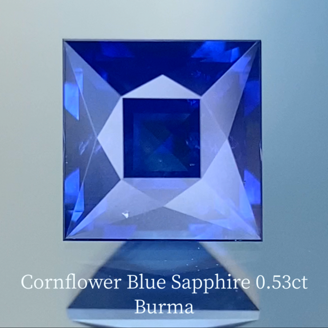 Cornflower Blue Sapphire 0.541ct / Burma