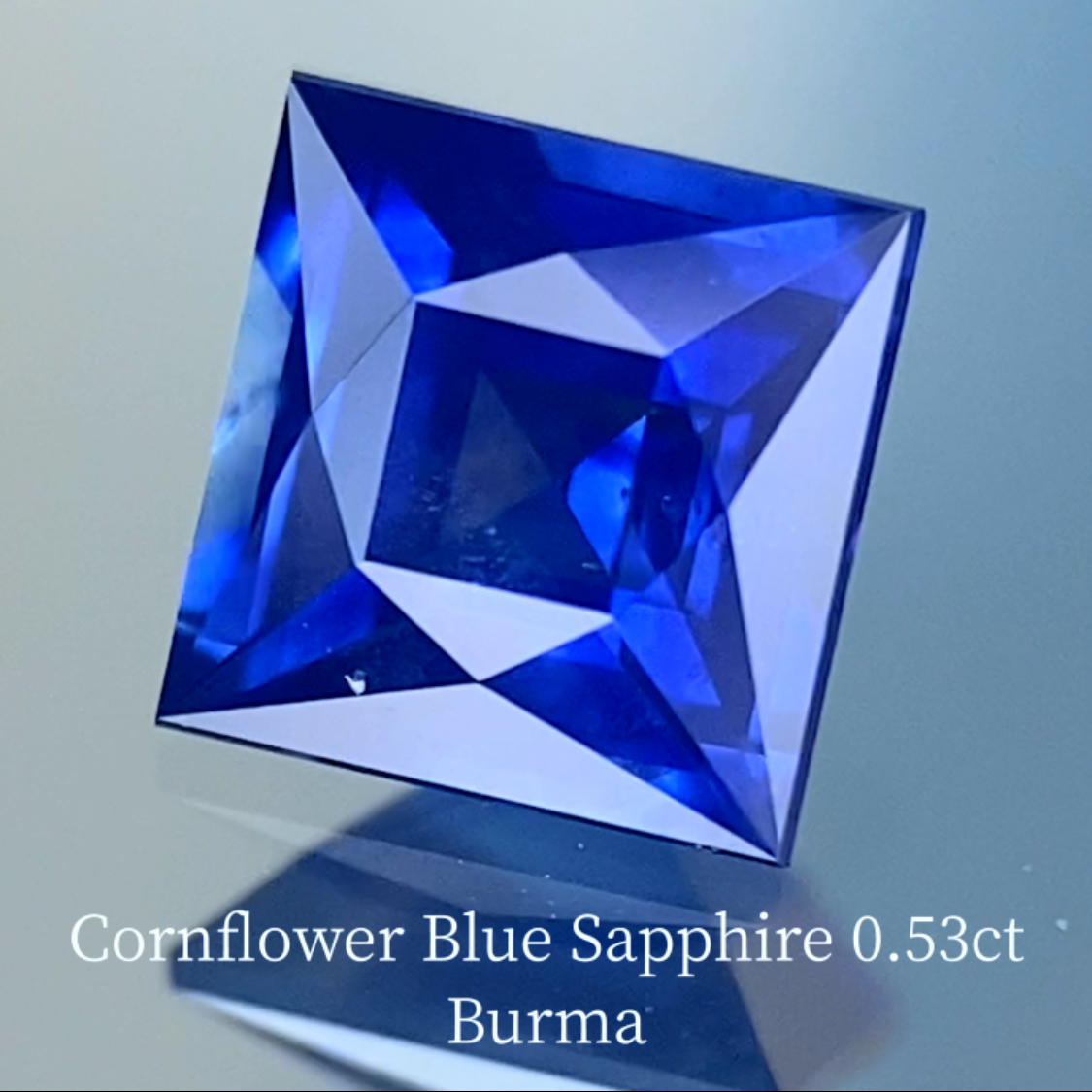 Cornflower Blue Sapphire 0.541ct / Burma