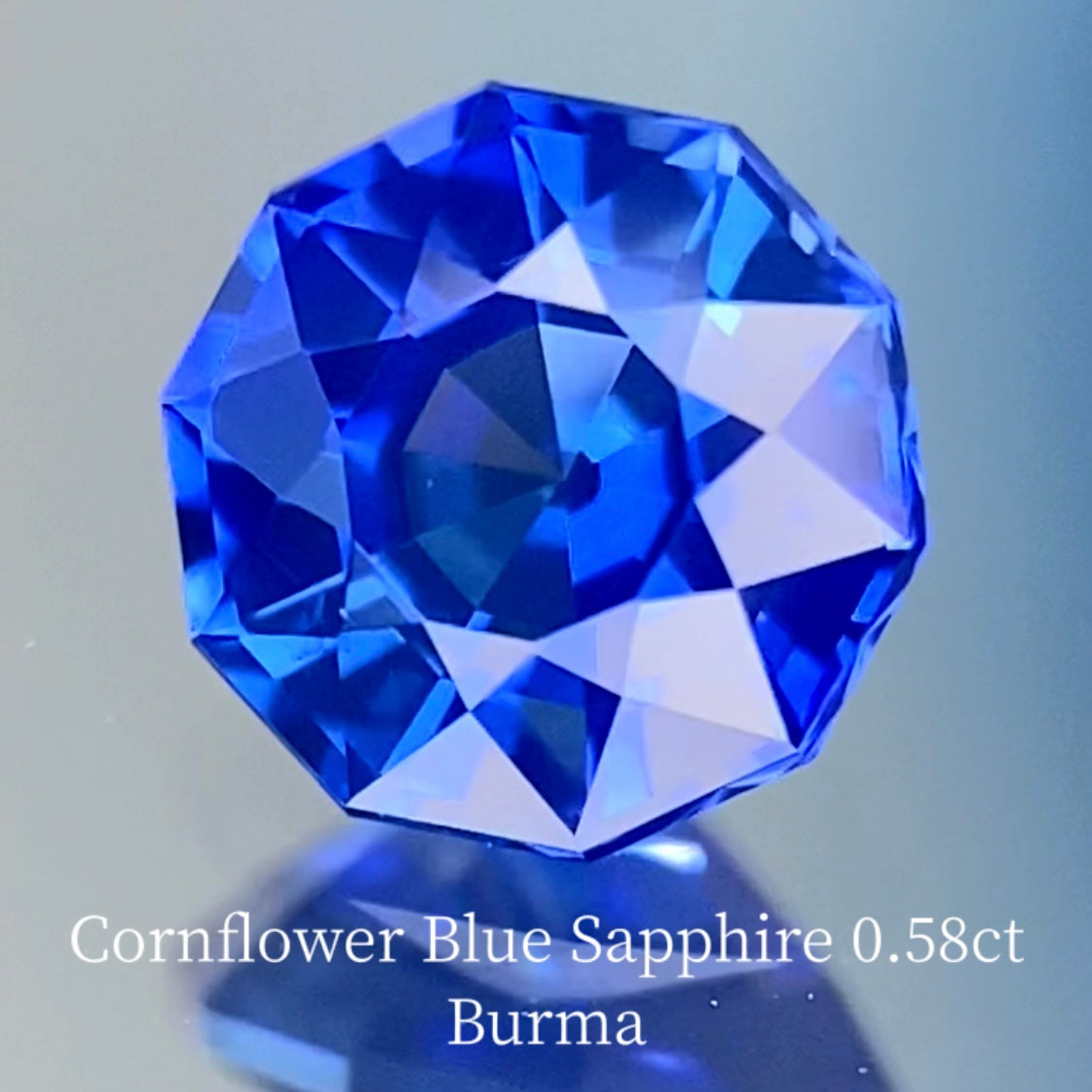 Cornflower Blue Sapphire 0.590ct / Burma