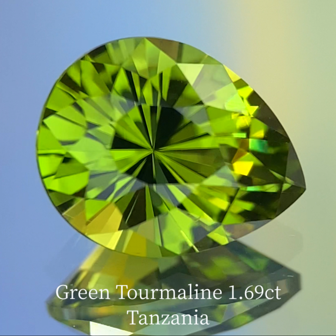 Green Tourmaline 1.703ct / Tanzania