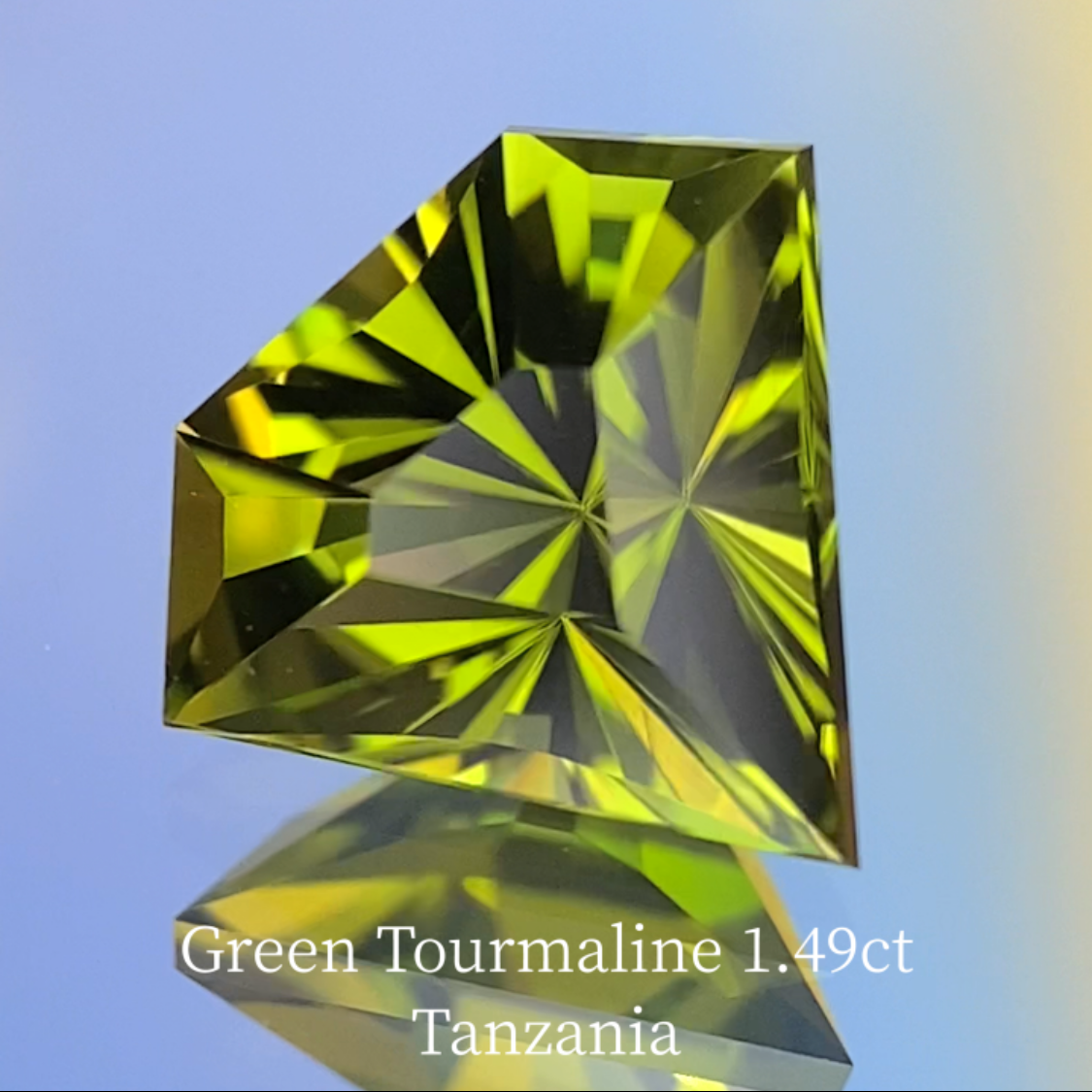 Green Tourmaline 1.495ct / Tanzania