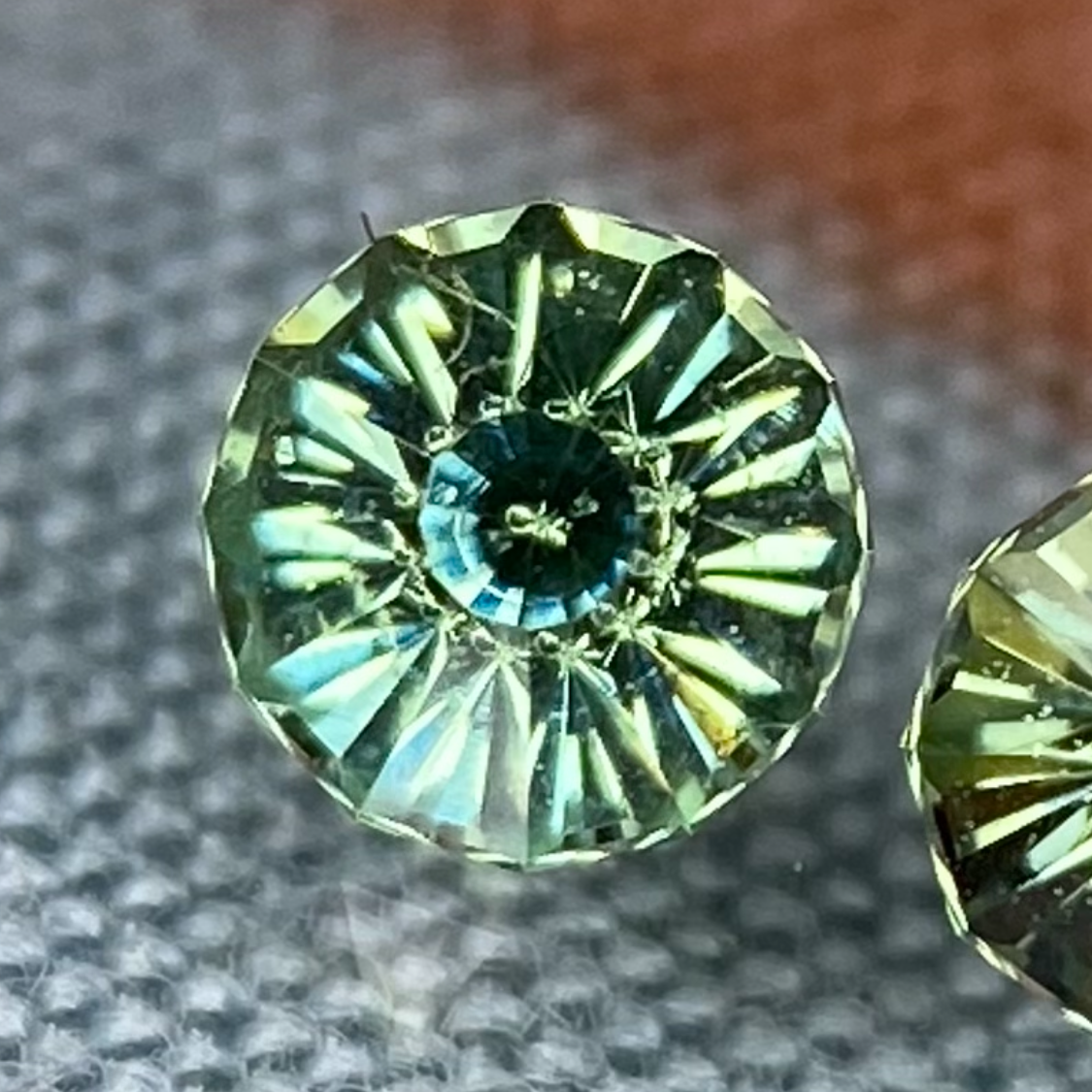 【Present campaign】Andradite (Demantoid) 0.176ct