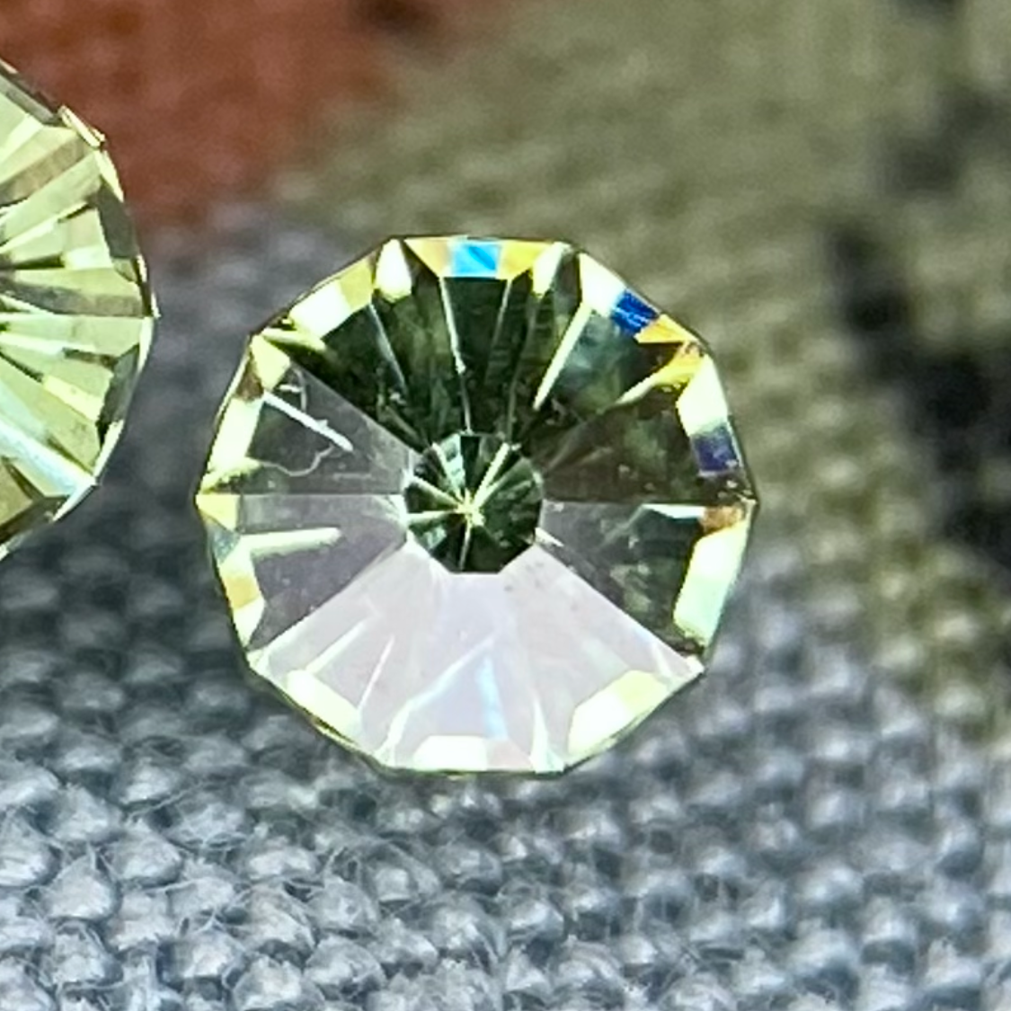 【Present campaign】Andradite (Demantoid) 0.112ct