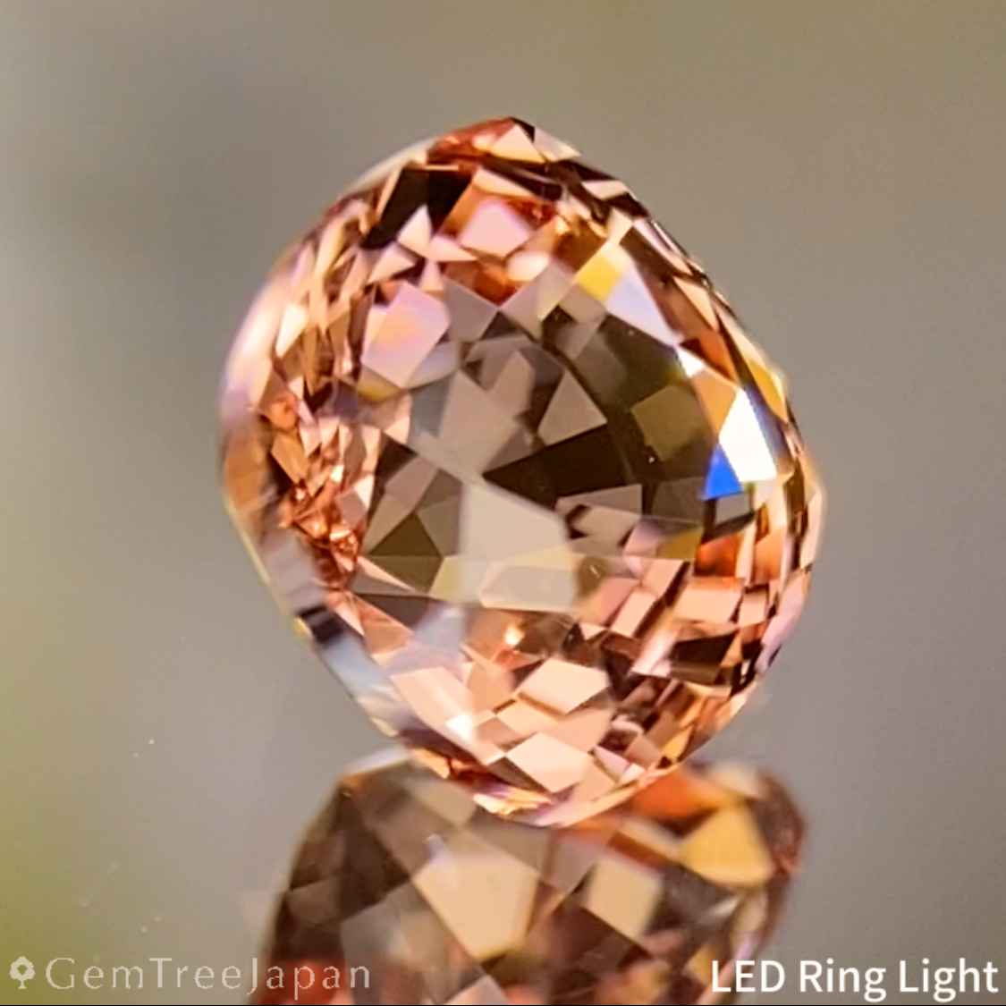 Malaya Garnet (Pyralspite) 0.81ct / Tanzania