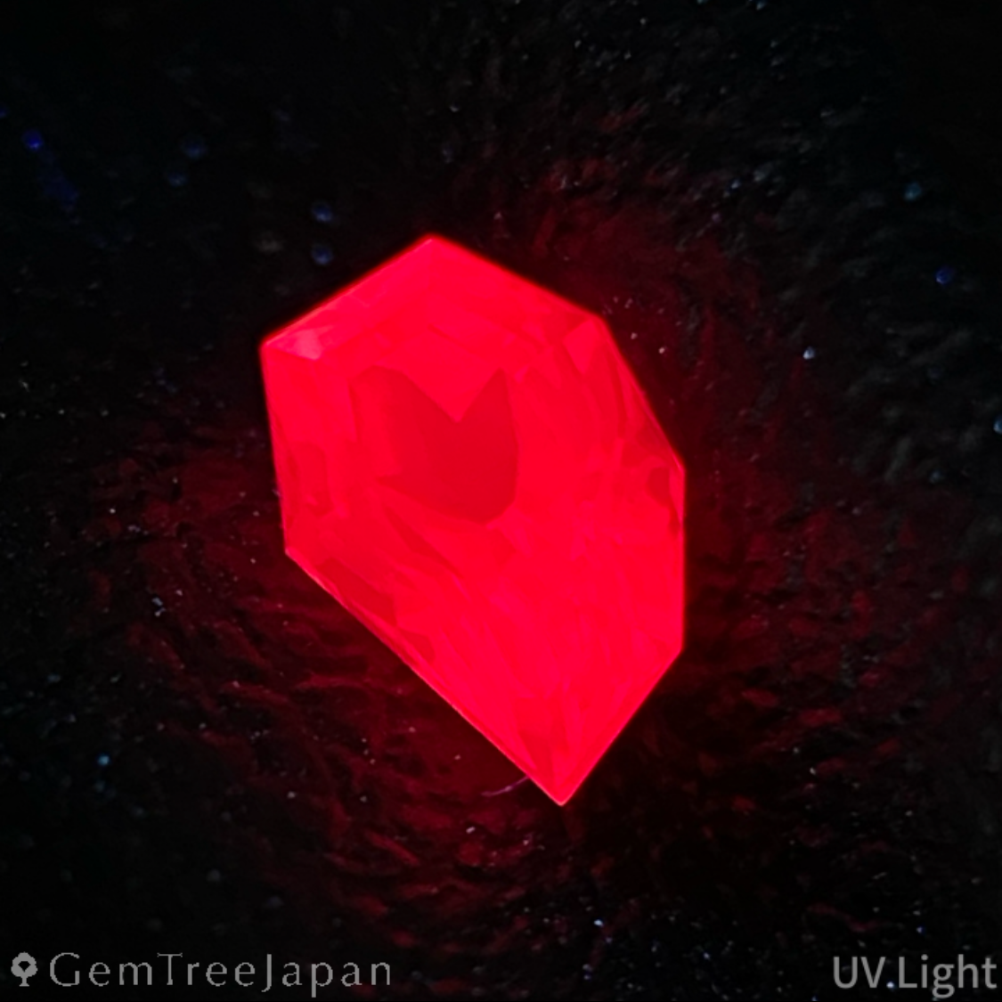 Pinkish Red Spinel 0.254ct / Burma