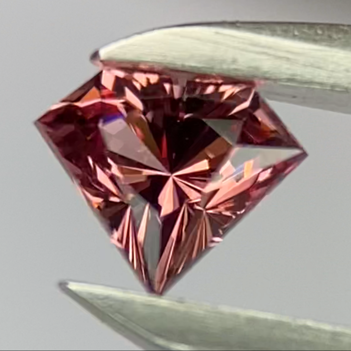 Spinel 0.19ct / Burma