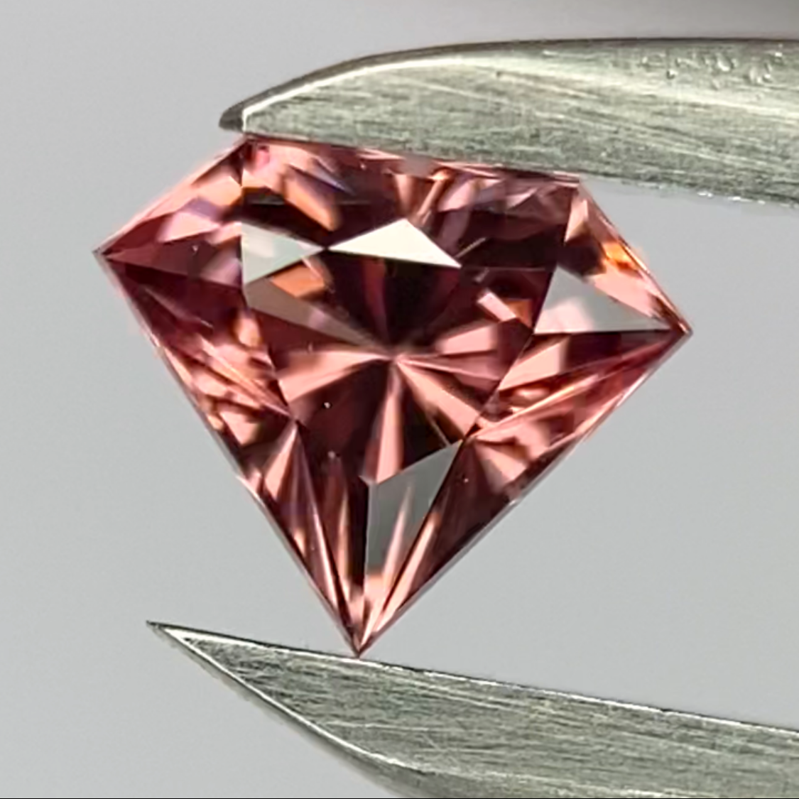 Spinel 0.19ct / Burma