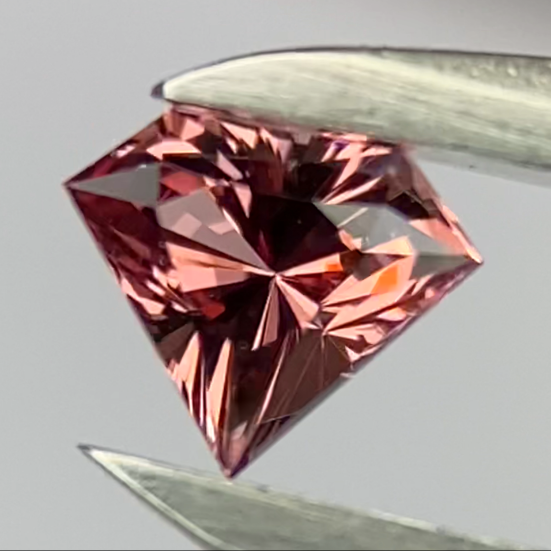 Spinel 0.19ct / Burma