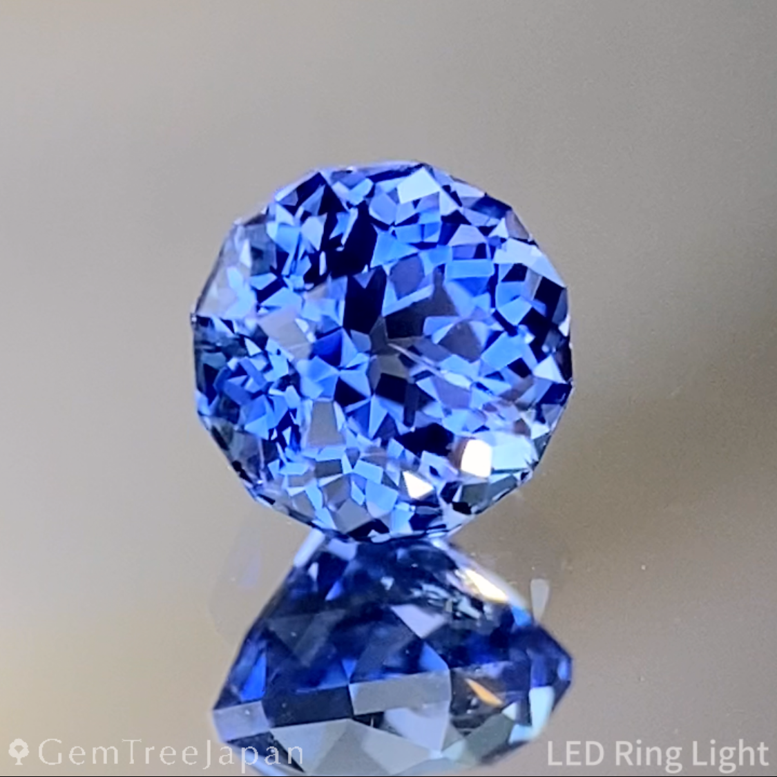 Cornflower Blue Sapphire 0.711ct / Burma
