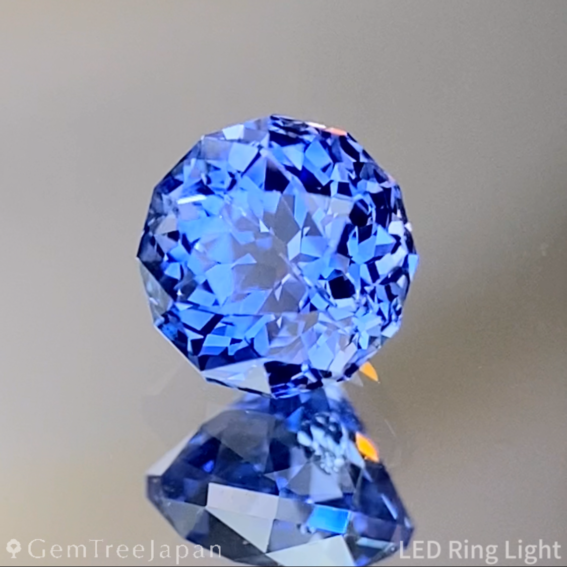 Cornflower Blue Sapphire 0.711ct / Burma