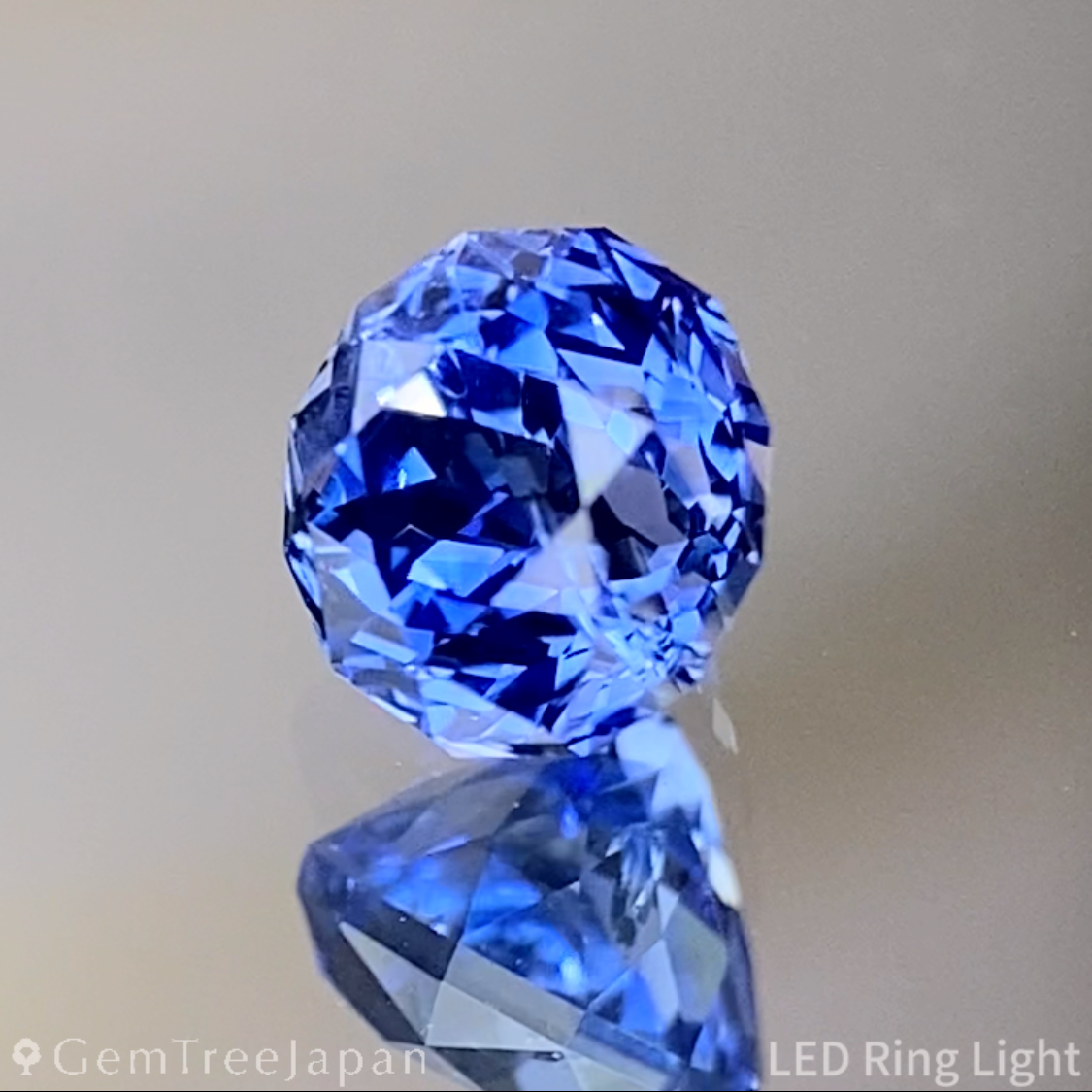 Cornflower Blue Sapphire 0.711ct / Burma