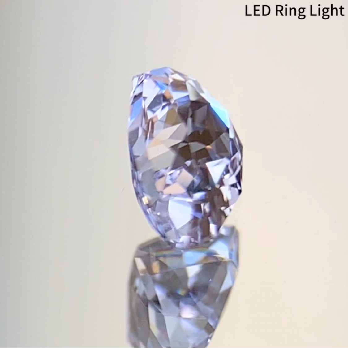 Near Colorless Spinel 0.293ct / Vietnam