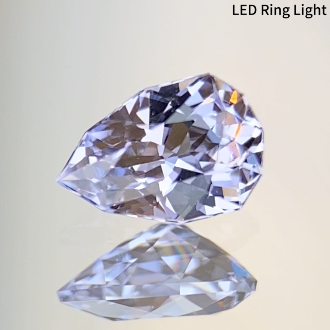 Near Colorless Spinel 0.293ct / Vietnam