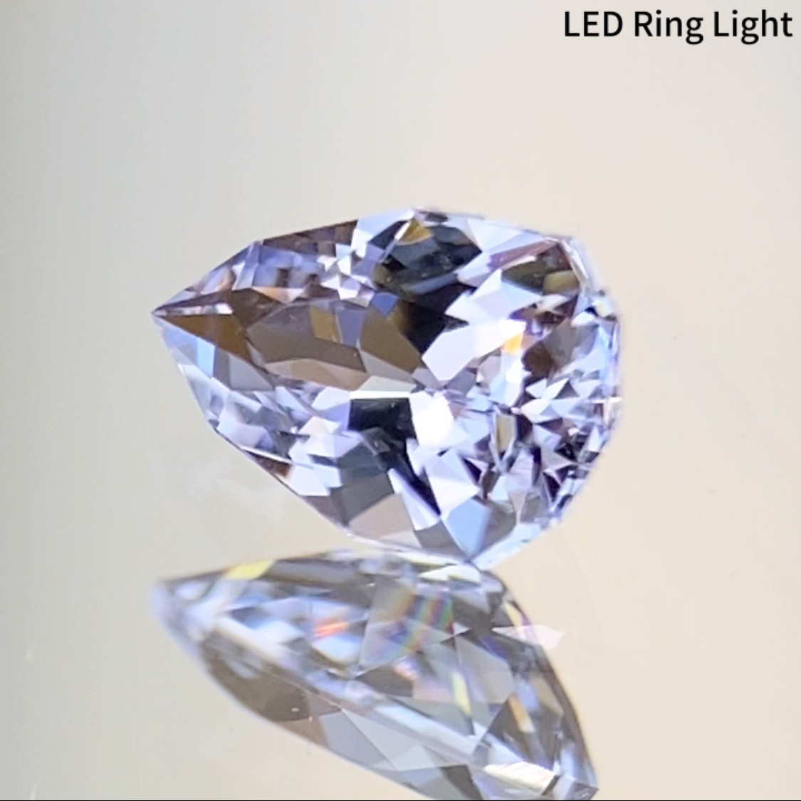 Near Colorless Spinel 0.293ct / Vietnam