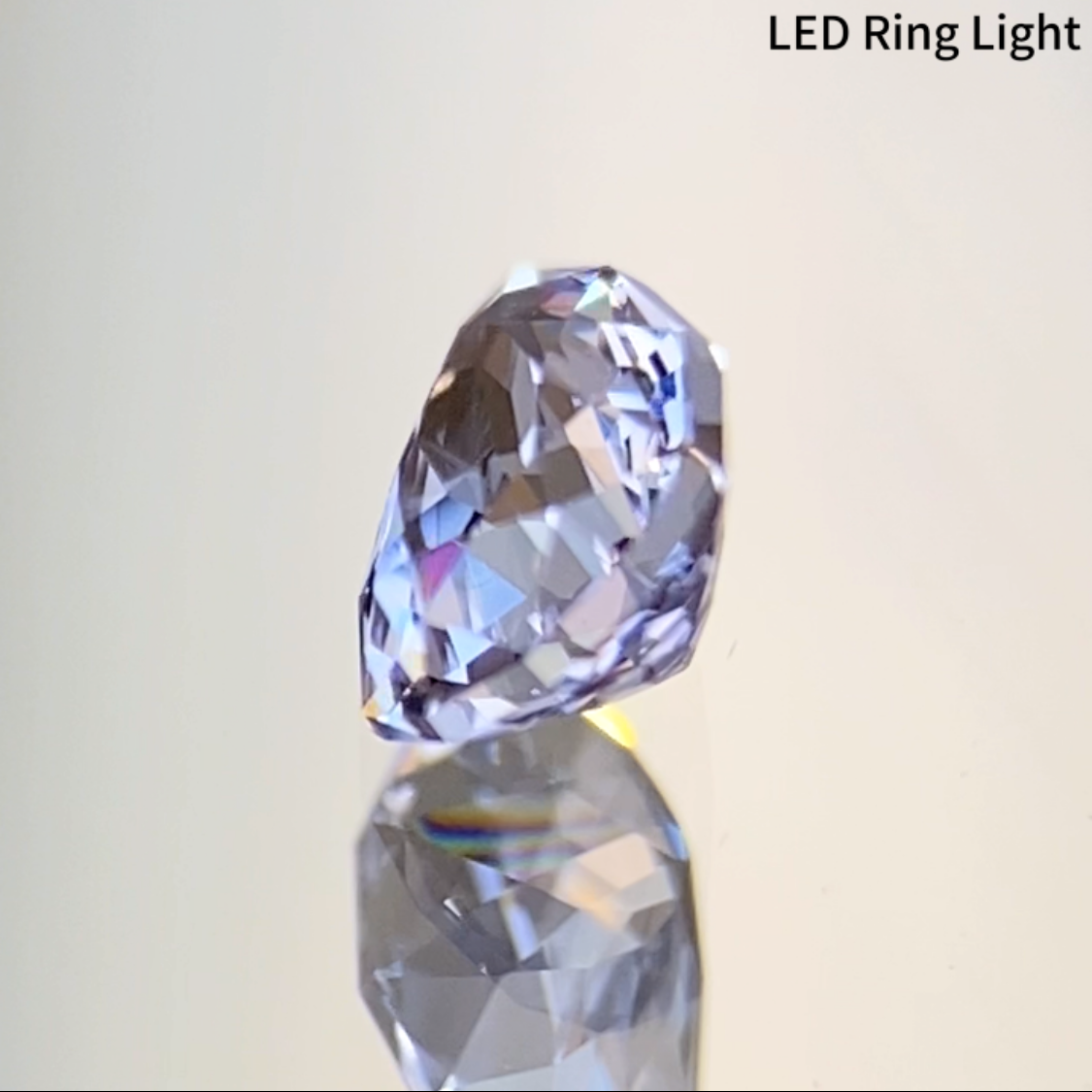 Near Colorless Spinel 0.293ct / Vietnam